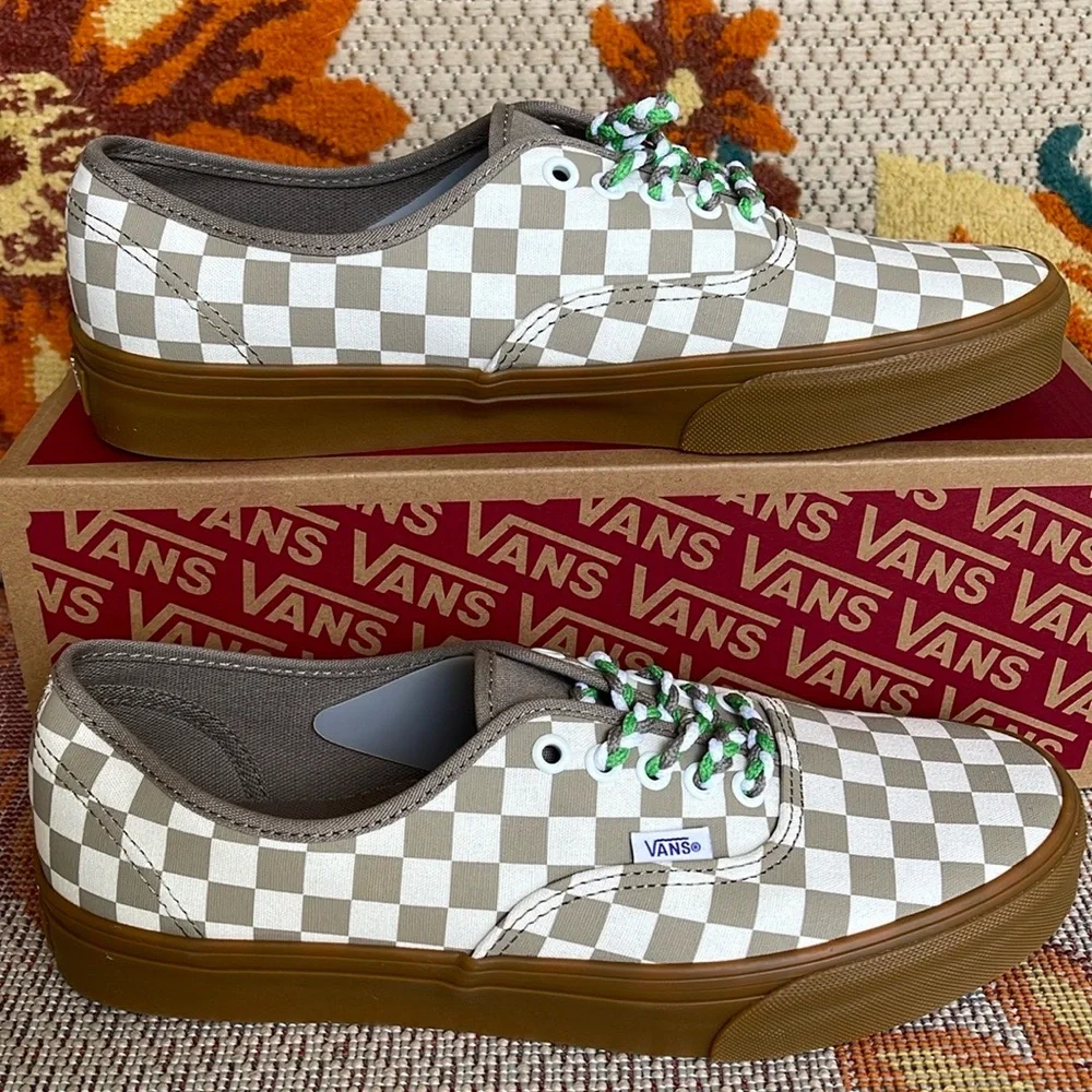 Vans Men’s Authentic
Checkerboard Moon Rock
VN0009PVCH8
SNEAKERS - Picture 3 of 16